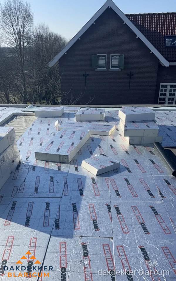 IKO PIR isolatieplaten op plat dak in Blaricum