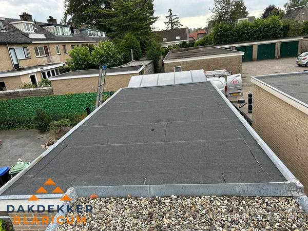 Dakinspectie plat dak na renovatie in Blaricum